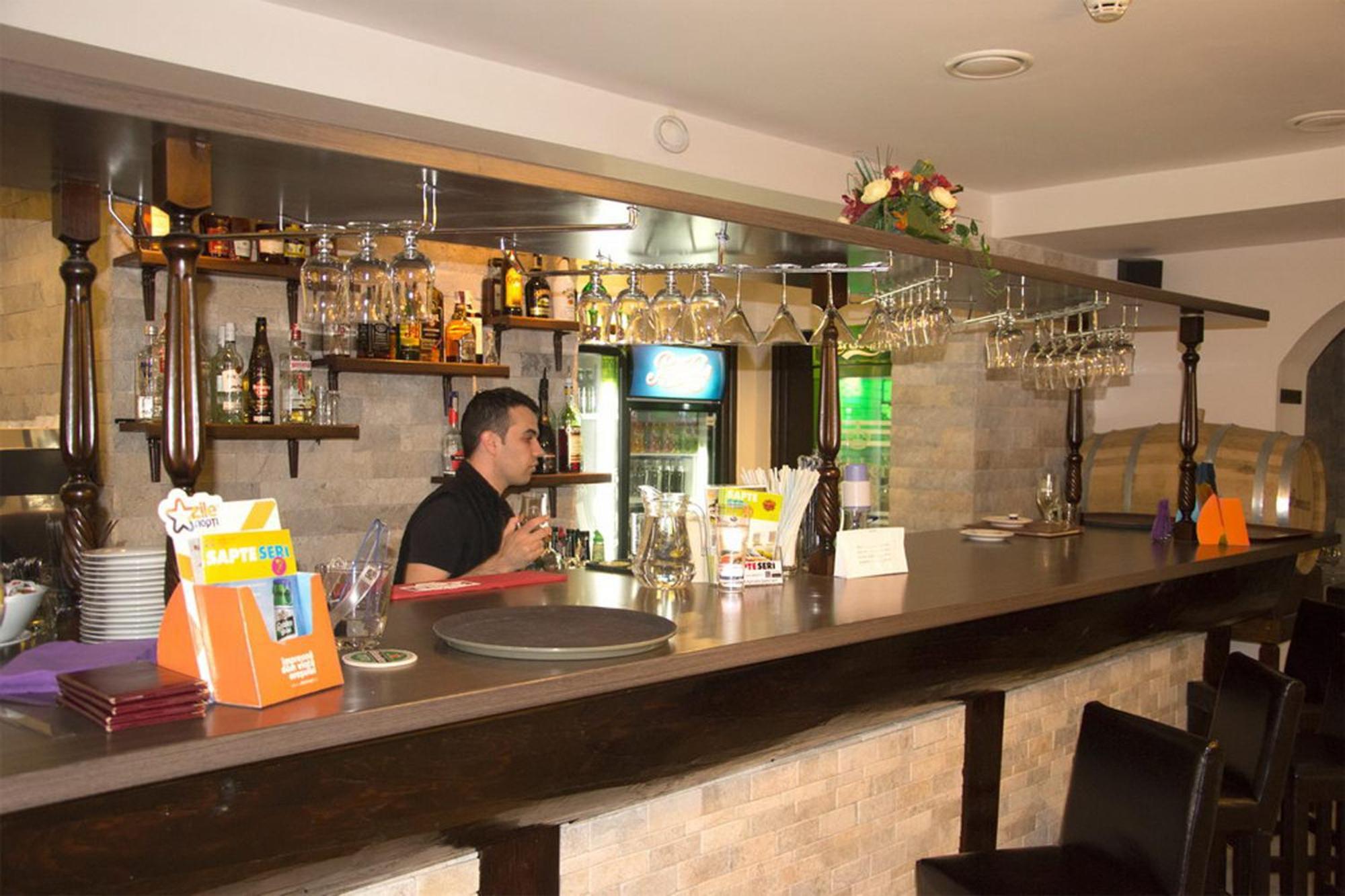 布拉索夫 汉努尔多奈斯旅馆酒店 外观 照片